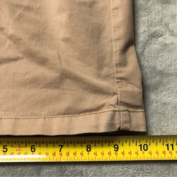 Killtec Taupe Flat Front Shorts Size XL - Picture 11 of 11